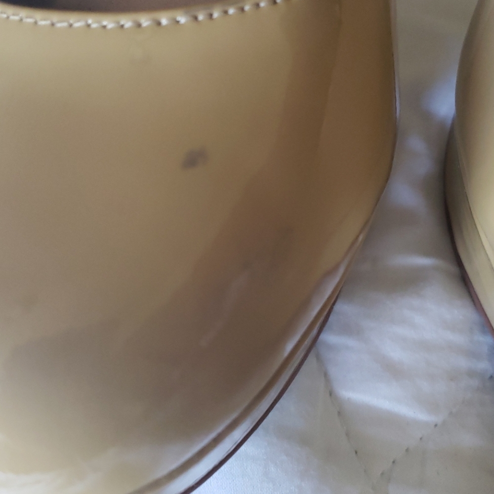 Heels size - Picture 4 of 8